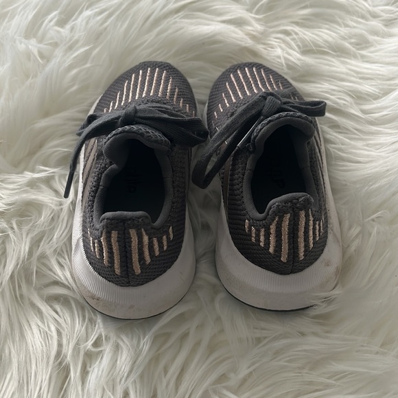 Adidadas Ortholite Sneakers size 7K/7C - Picture 2 of 4